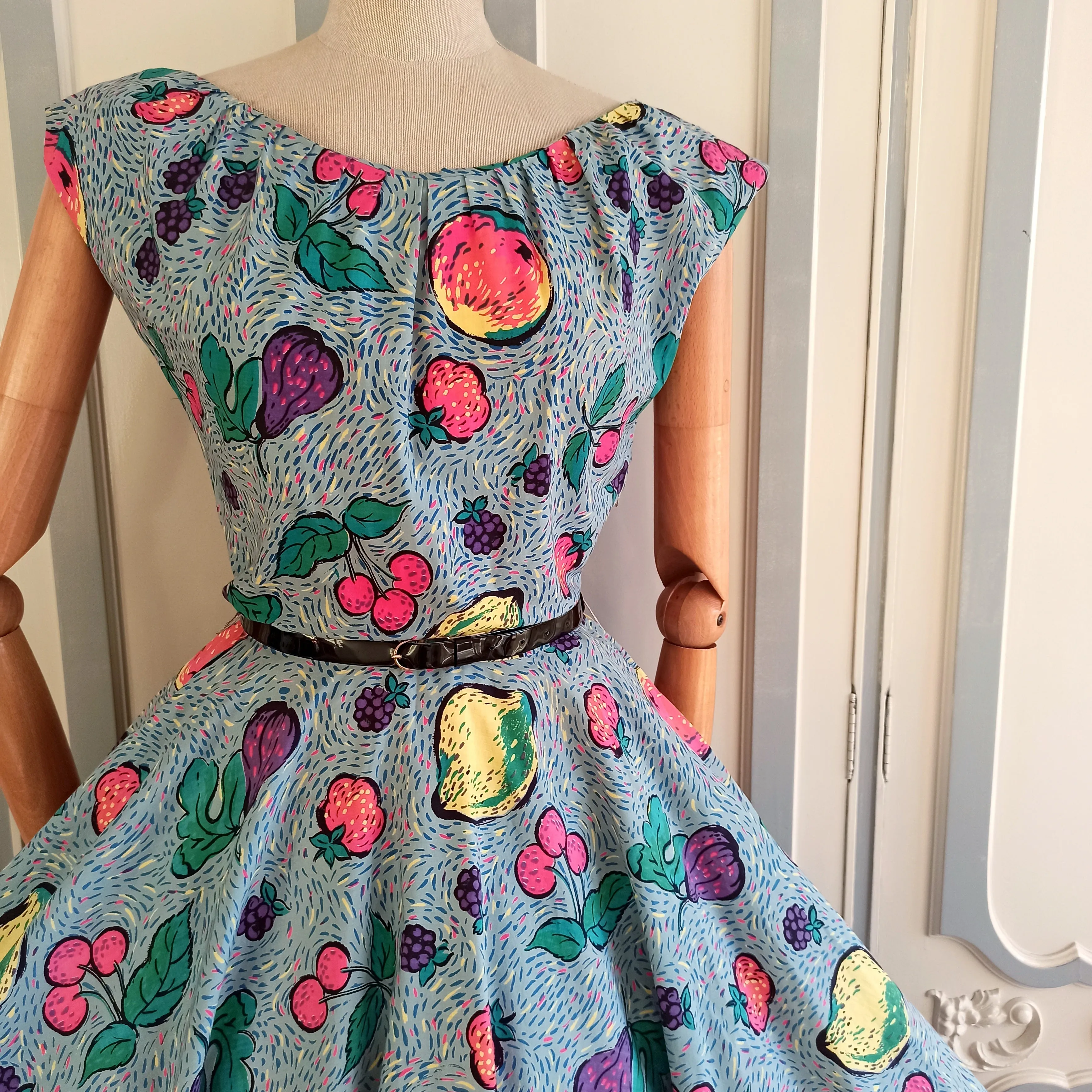 1940s 1950s - Stunning Novelty Print Fruits Cotton Dress - W27 (68cm)