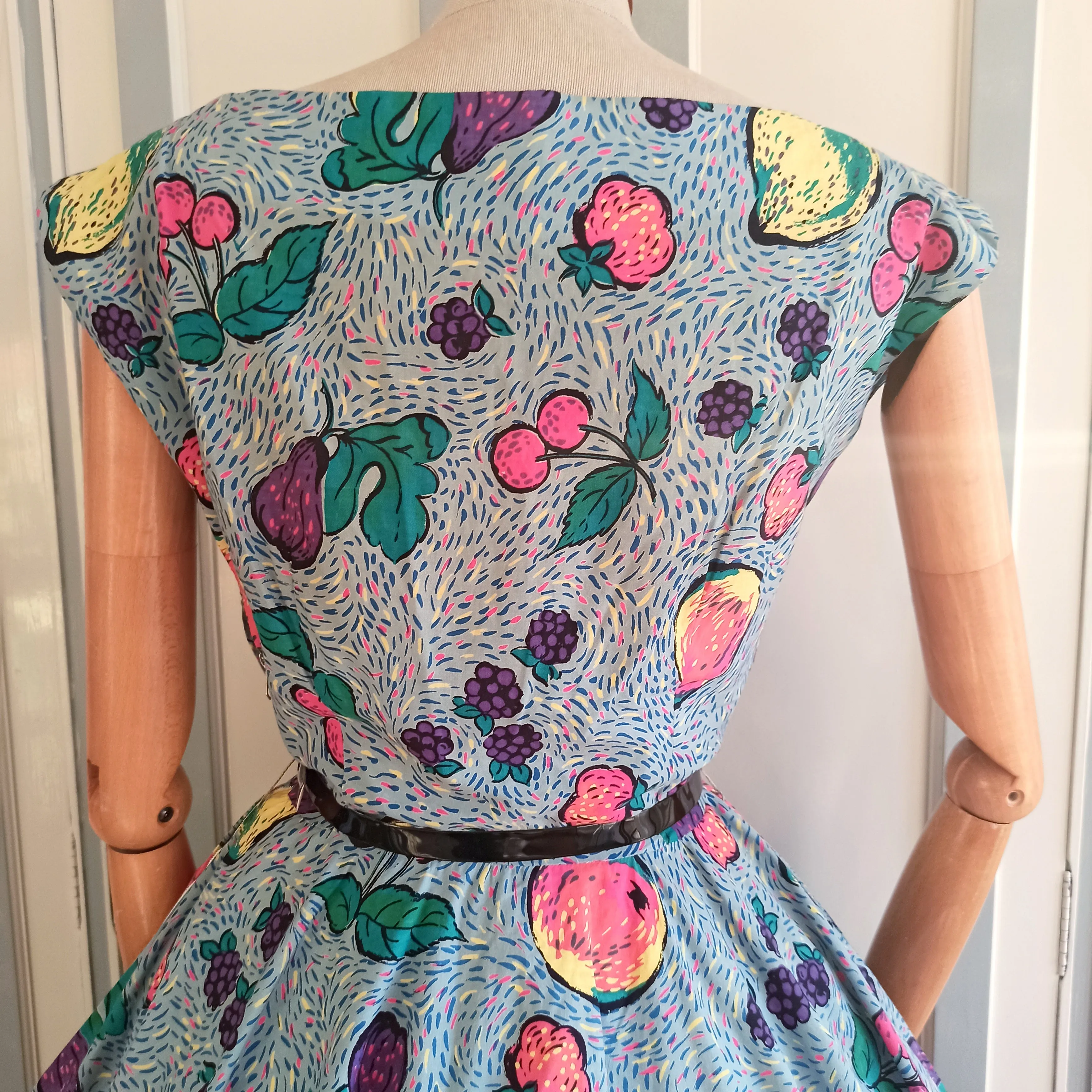 1940s 1950s - Stunning Novelty Print Fruits Cotton Dress - W27 (68cm)