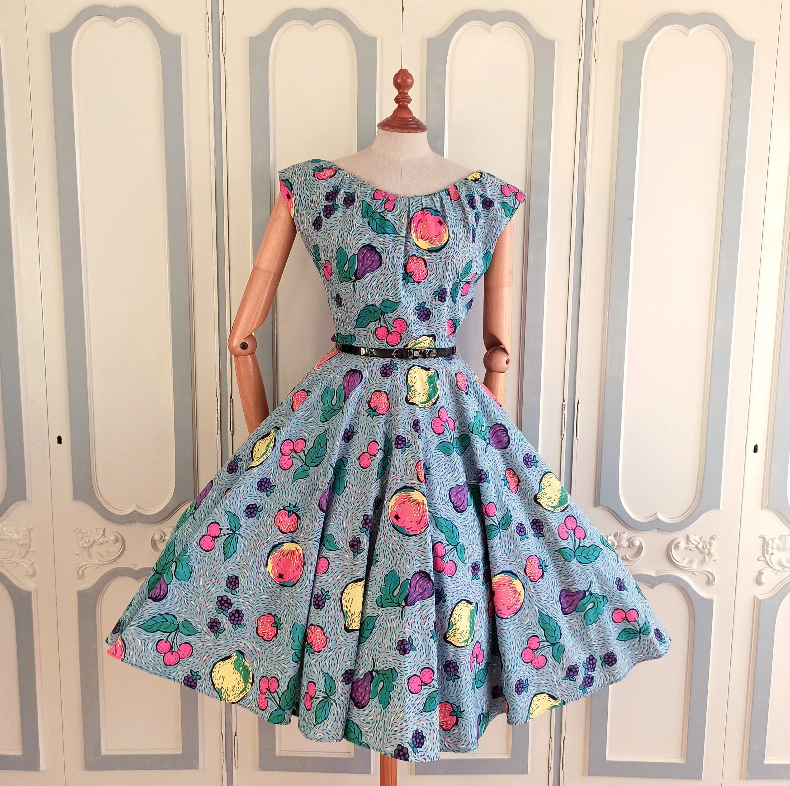 1940s 1950s - Stunning Novelty Print Fruits Cotton Dress - W27 (68cm)