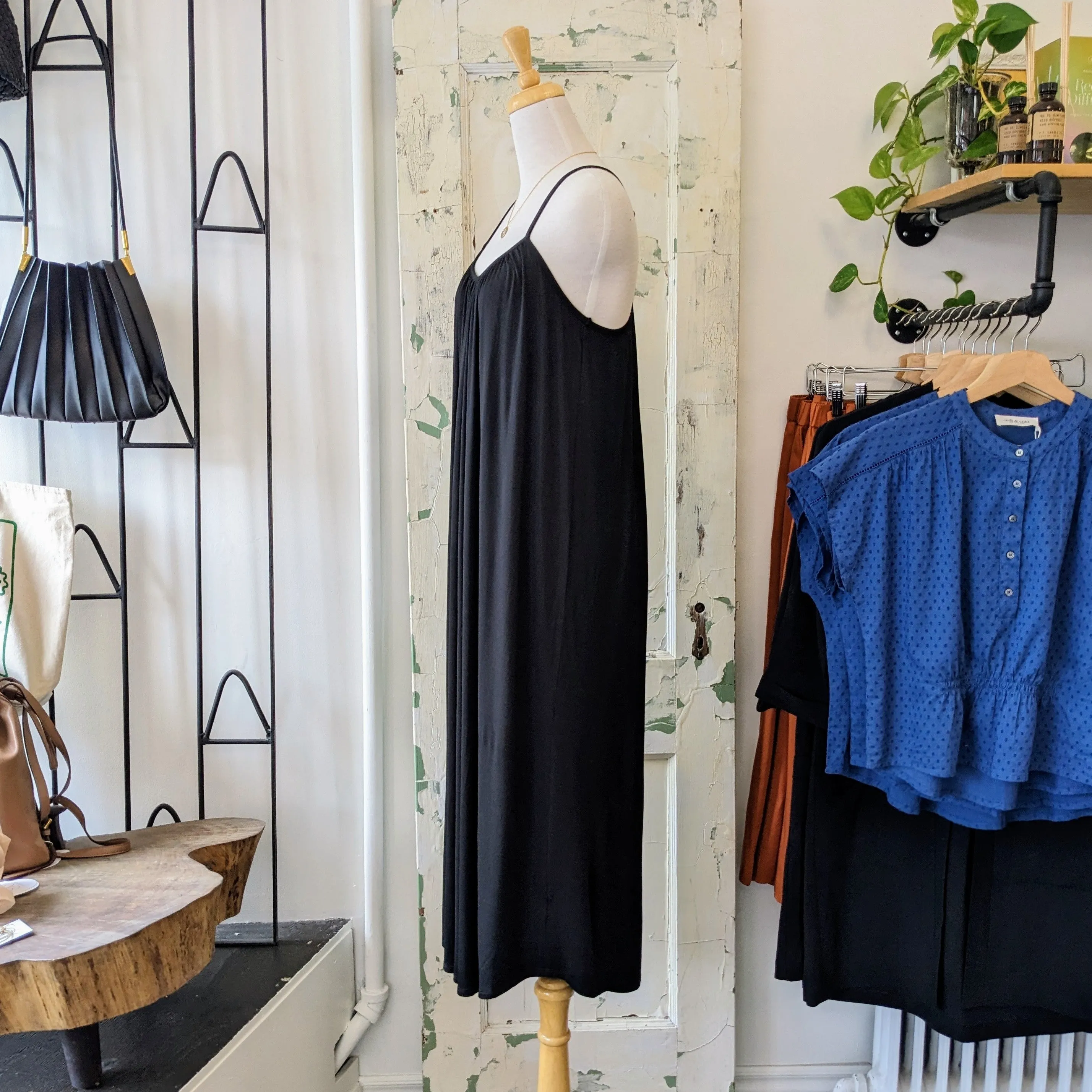 Gentle Fawn // Dayton Dress Black *last one M
