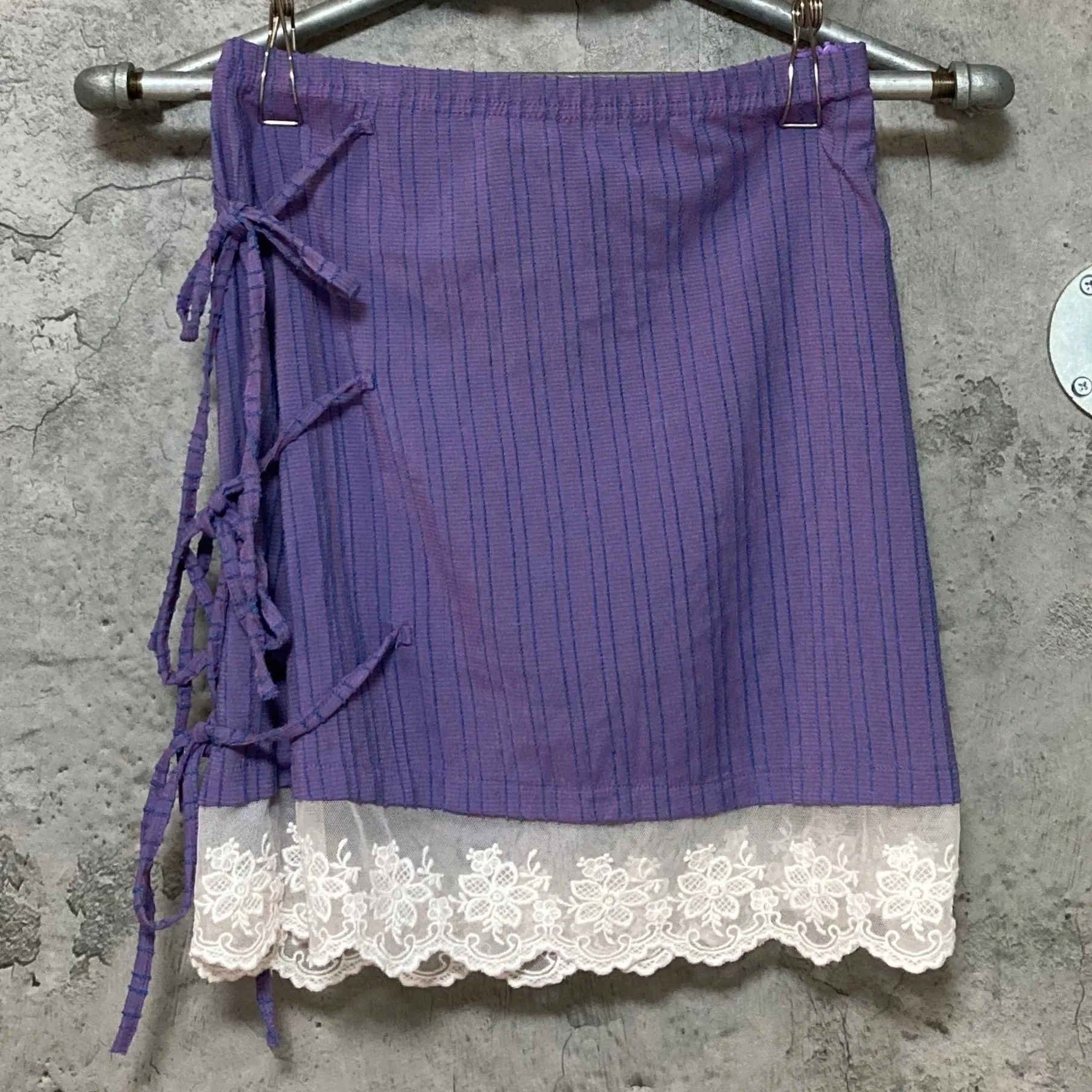 lace-up race skirt purple