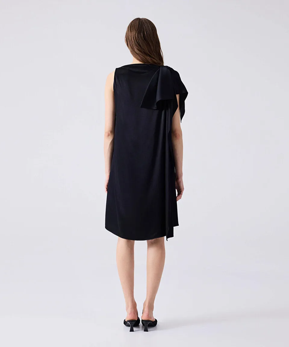 Machka Asymmetrical Bow Dress Black