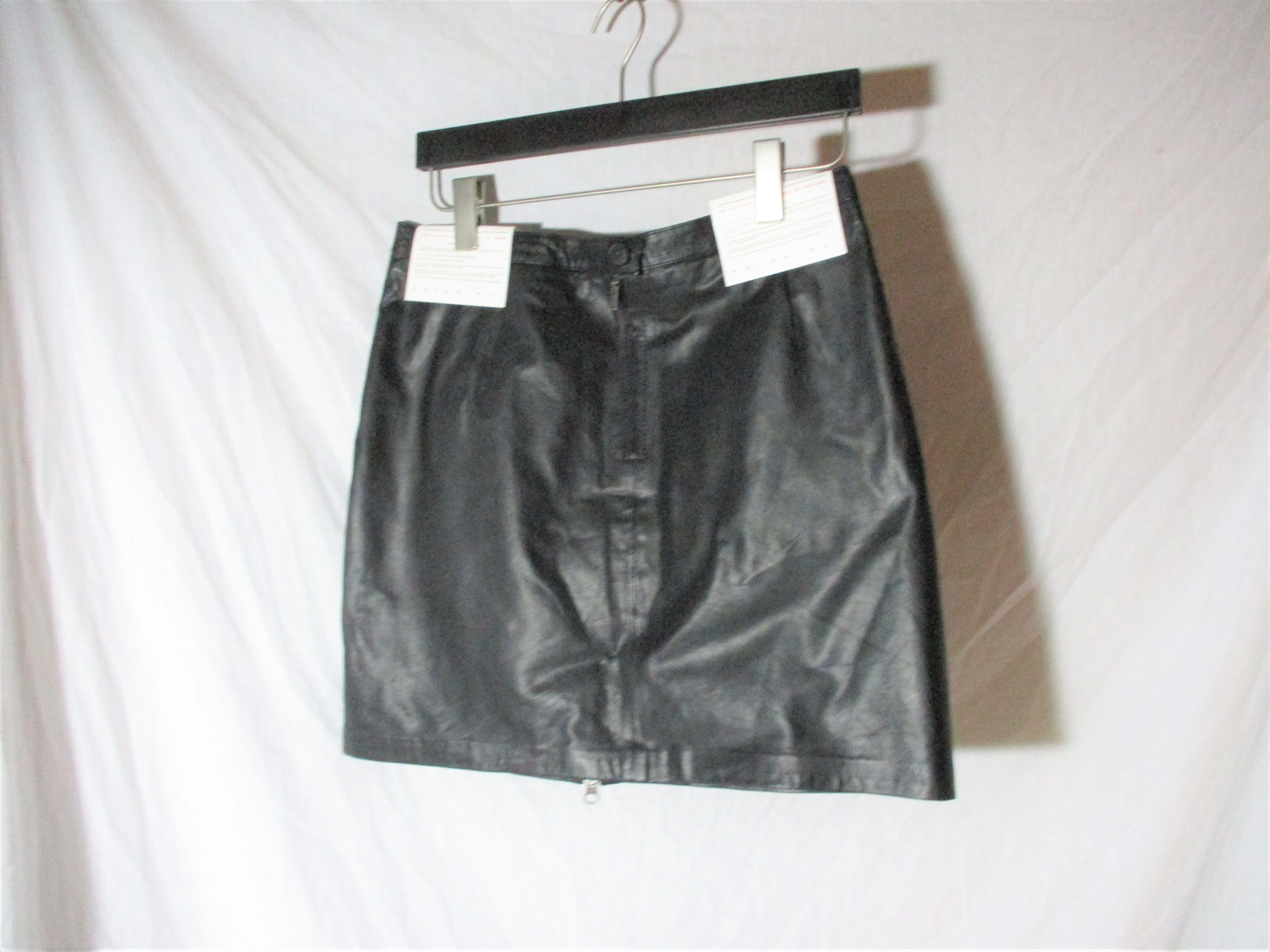 New THE KOOPLES Lined LEATHER Zip Zipper Mini Short SKIRT 38 BLACK