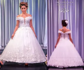 SAMPLE SALE/ Off Shoulder Lace Ball Gown with 3D Flowers Lace Appliques (#Wora)